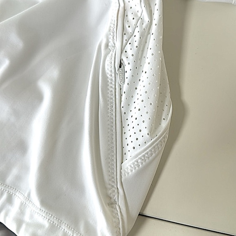 NWT! Athleta White Pacifica II Tee! - Picture 6 of 6